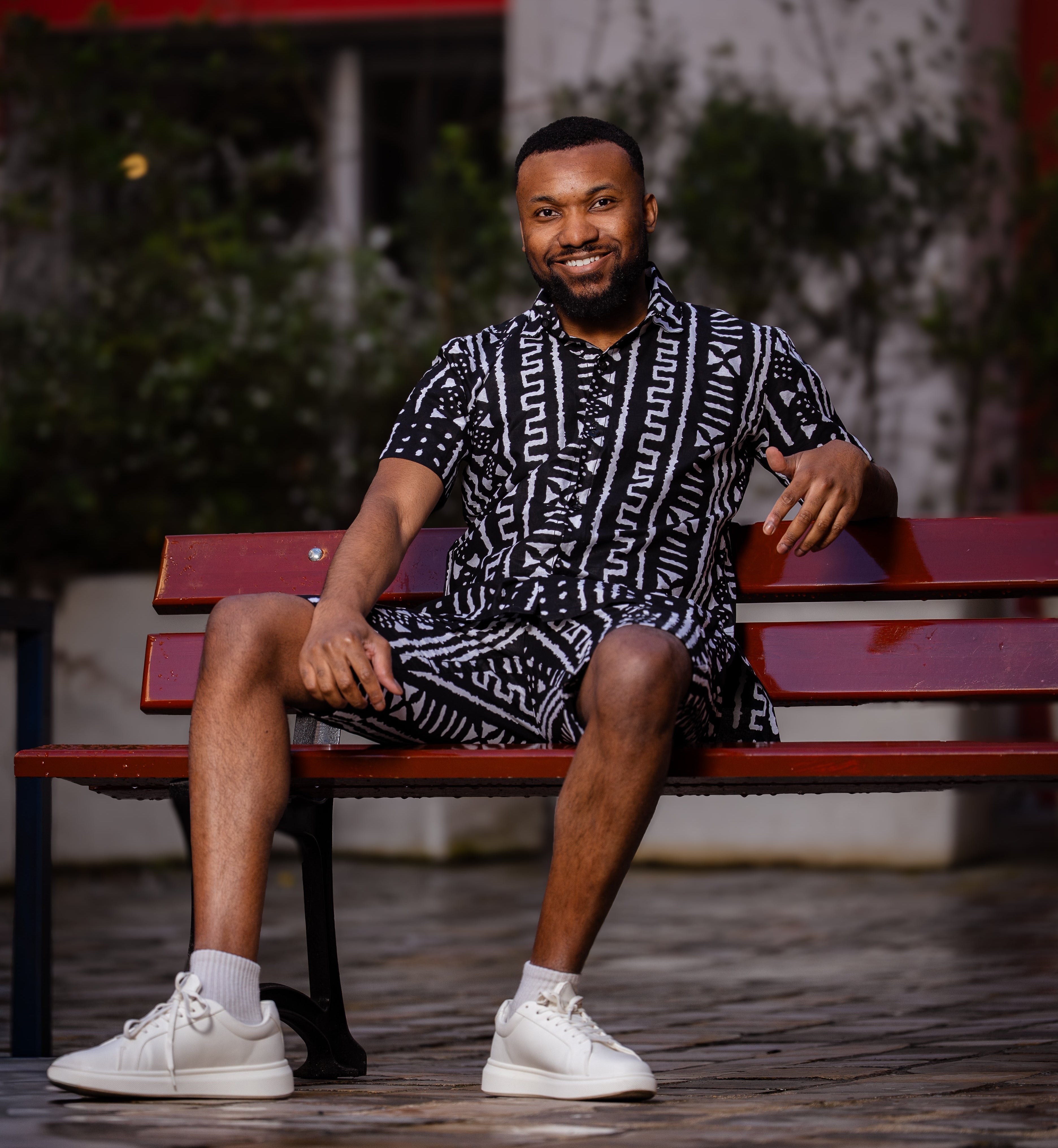 Mode Afro Moderne : Comment Allier Tradition et Tendances en 2026